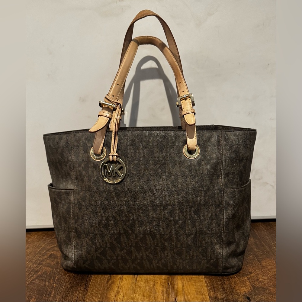 Michael Kors Brown Iconic Monogram Large Tote Bag - Dustbag Included